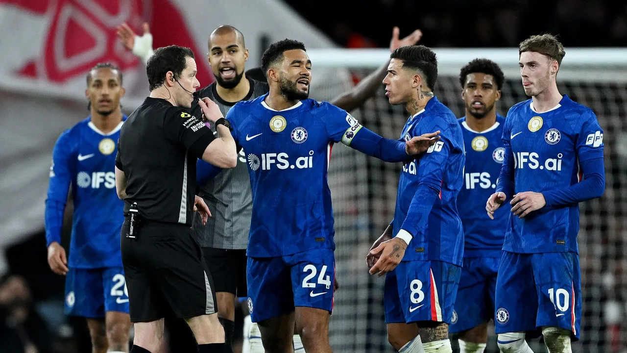 ضربة قوية لتشيلسي قبل موقعة باريس بسبب إصابة وغياب أحد النجوم